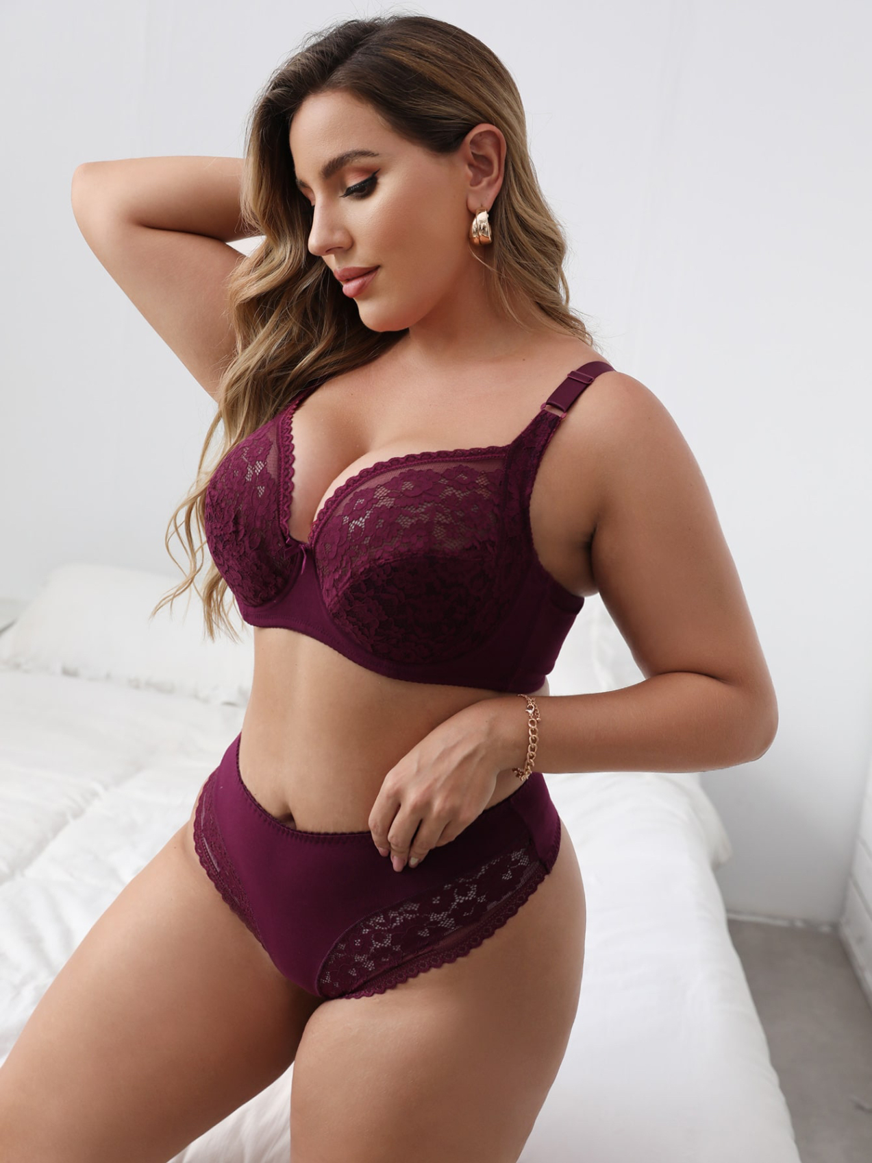 Unpadded Lace Bra With Underwire Support